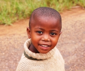 Niño africano huérfano