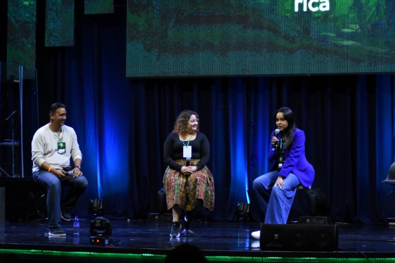 Panel en CREA 2025, Costa Rica