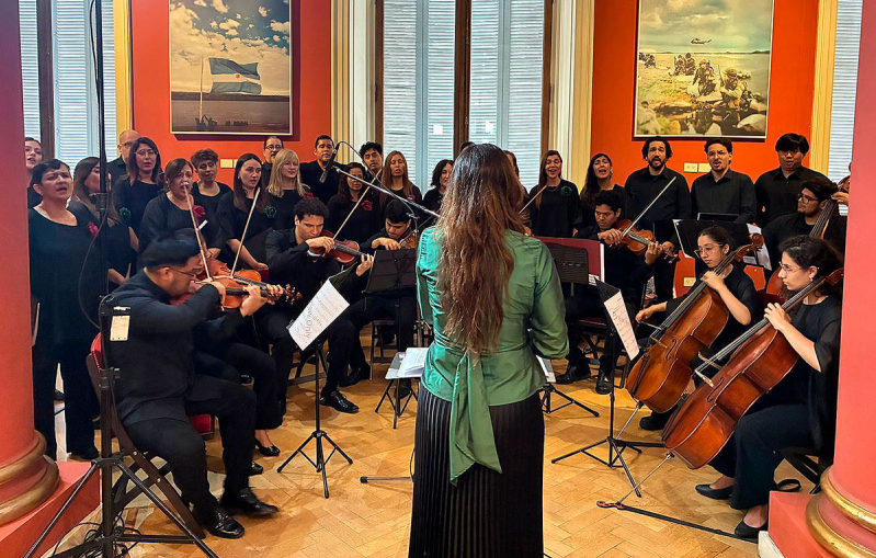 Camerata Paz en la Rosada