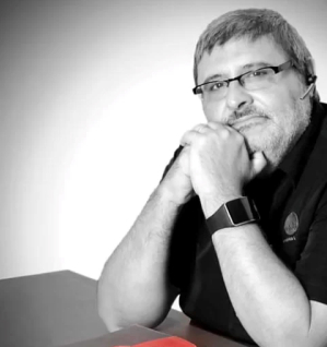 Esteban Fernández, ex publisher de Editorial Vida