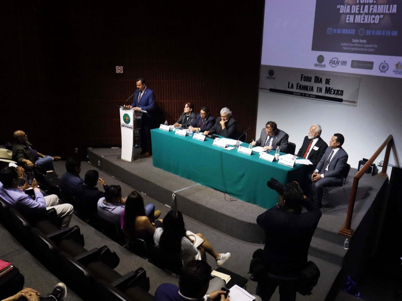 Foro “Día de la Familia en México”