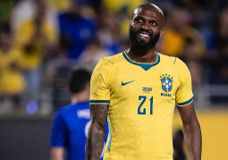 Atacante de la selección brasileña afirma que su carrera es guiada por Dios