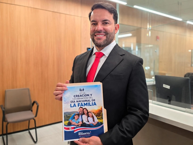 Diputado Gerald Bogantes, Costa Rica