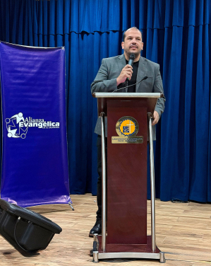 Juan Cruz en El Salvador