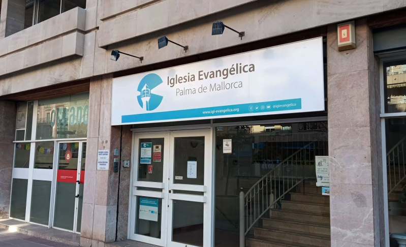 121 iglesias en Baleares