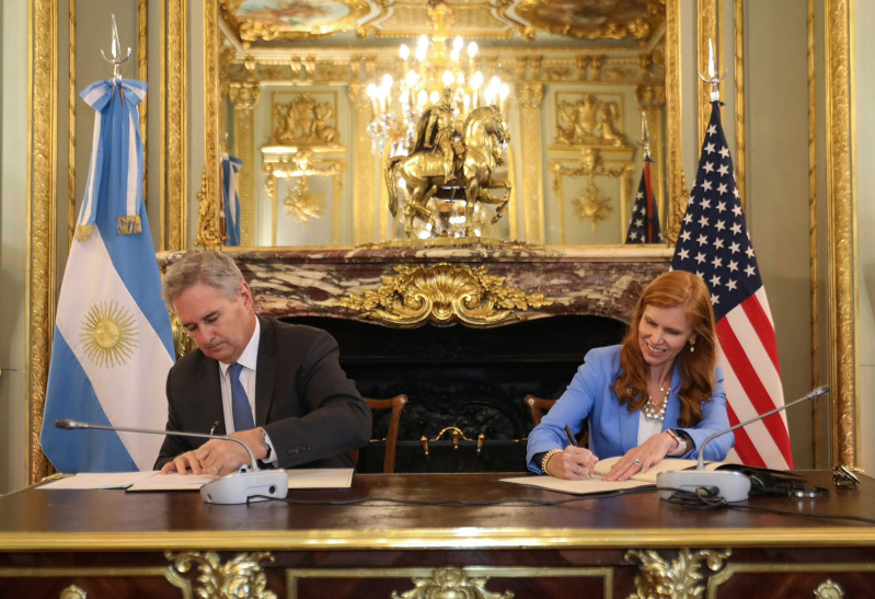 firma ginebra