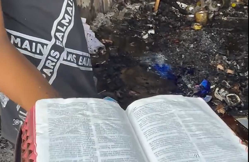 biblia no se quemo