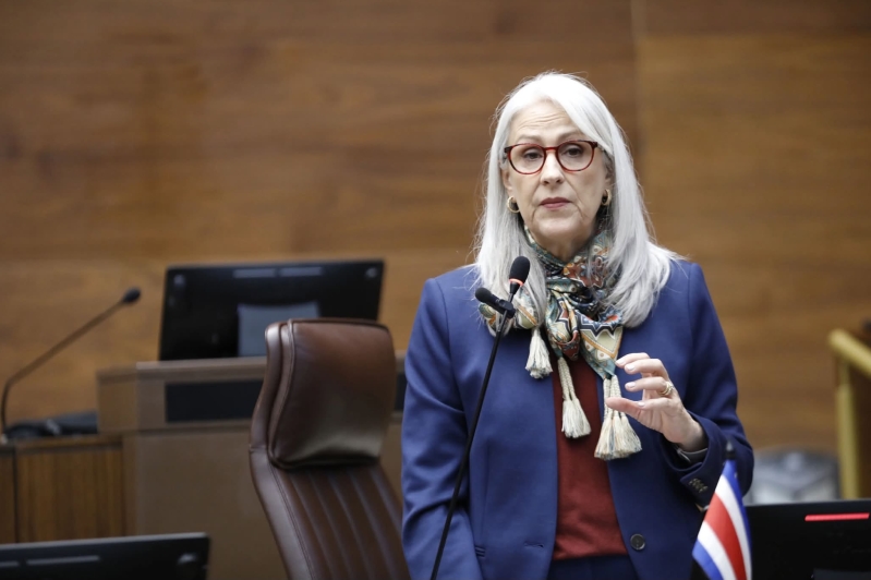 Diputada Abril Gordienko