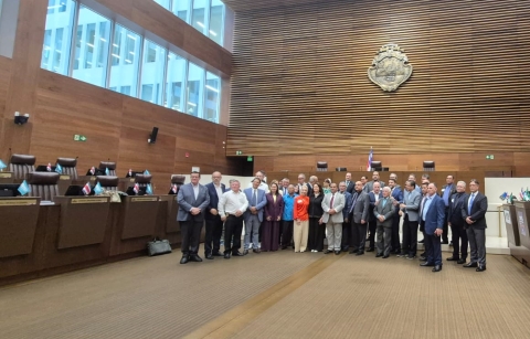 Líderes evangélicos visitan Asamblea Legislativa