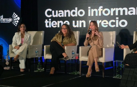 Tayhana García, Neyra Moncayo, Myrka Dellanos y Fabiola Romero