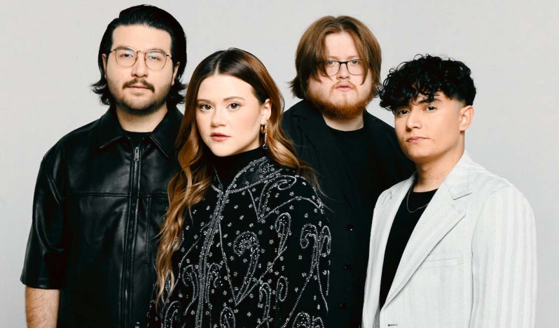 Un Corazón lanza su nuevo álbum 