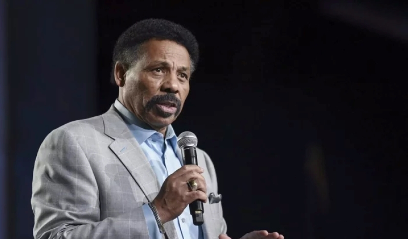 El pastor Tony Evans se aparta del liderazgo 