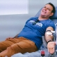 Jovenes cristianos donan sangre a hemocentro en Brasilia