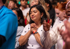 Cientos siguen a Jesús en evento de Will Graham en Australia