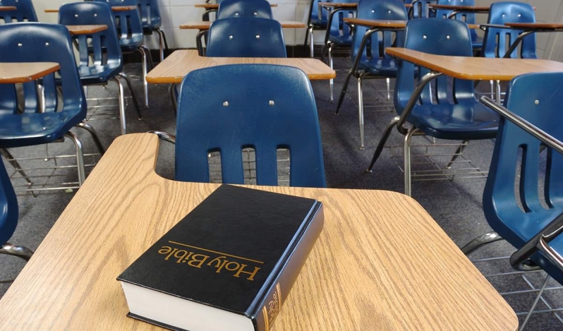 Se intensifica el debate: Biblia y religión en las escuelas públicas
