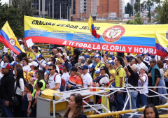 Miles de personas salieron a marchar por Jesús en Colombia