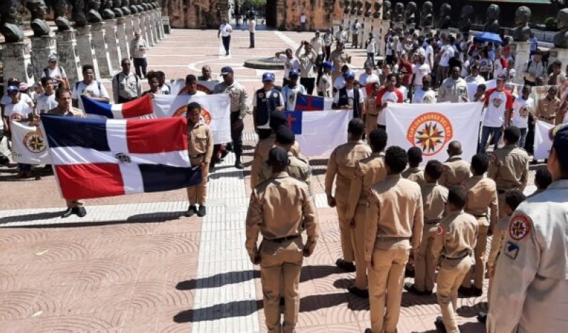Jóvenes cristianos marchan en Santo Domingo para promover principios bíblicos
