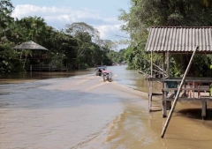 VIDEO: El Evangelio navega por el Amazonas llevando esperanza a las comunidades indígenas