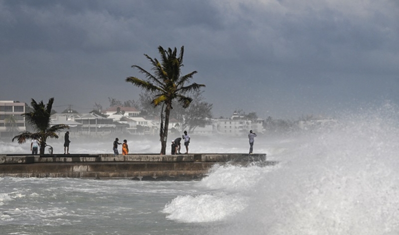 Barbados encarcelaría a ciudadanos por publicar mensajes que causen