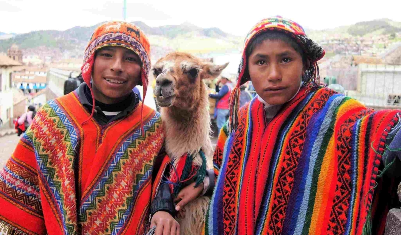 El Evangelio llega a las comunidades más remotas de Perú gracias al trabajo en equipo