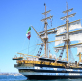 Dos barcos navegan por el mundo con un mensaje de esperanza y fe