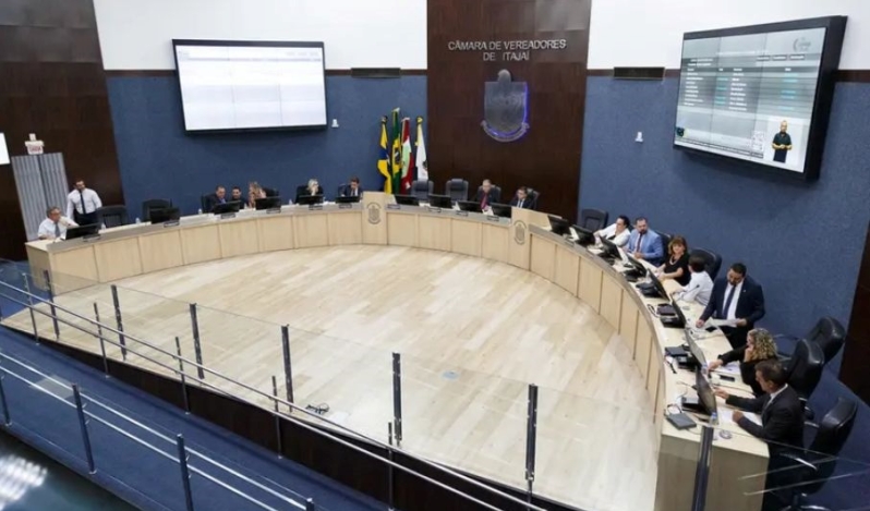 Buscan prohibir lectura obligatoria de la Biblia en la Municipalidad de Itajaí, Brasil