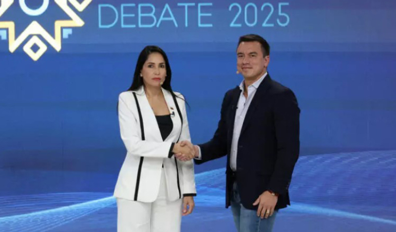 Candidatos presidenciales de Ecuador firman compromiso por la familia y la niñez