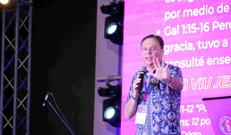 ‘Nosotros somos la iglesia primitiva’: Rafael Canadá confronta el modelo moderno de iglesia