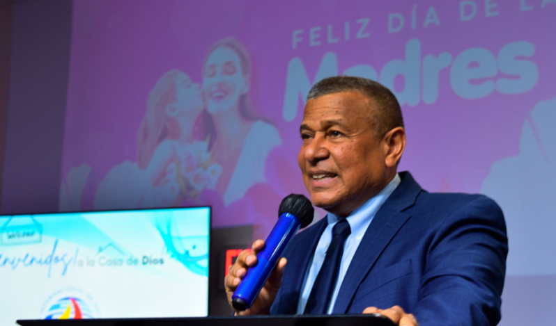 Del narcotráfico al púlpito: la impactante conversión de Rafael Martínez, pastor en el Bronx