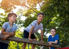 Los niños se mueven más por naturaleza - Eso no es un problema a resolver