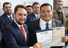 Congreso de Guatemala impulsa leyes que favorecen a iglesias evangélicas y oficializan el Día de la Biblia