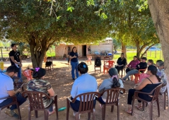 La educación gratuita abre nuevas oportunidades para adultos en Paraguay