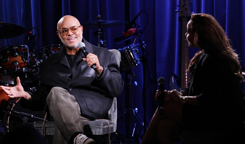 Israel Houghton llevó los coritos latinos al GRAMMY Museum