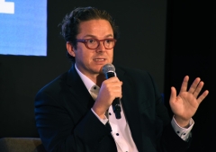 “La narrativa es tan fuerte como la política”: el llamado a dar la batalla cultural desde los medios