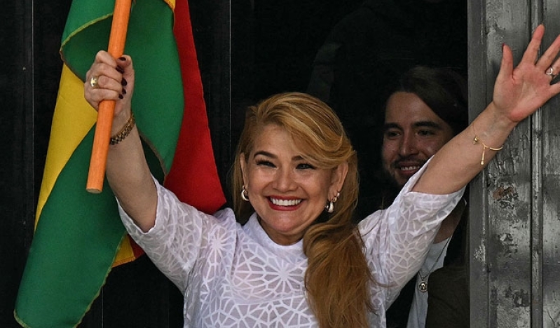 Liberan a expresidente boliviana Jeanine Áñez tras casi cinco años de cárcel