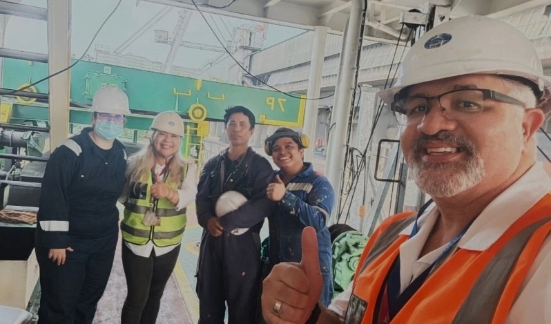Ministerio prepara alcance global para llevar alegría navideña a marineros lejos de casa