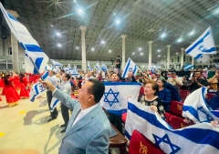 Multitudinaria celebración pro Israel congrega a más de 10.000 cristianos en San Pedro Sula