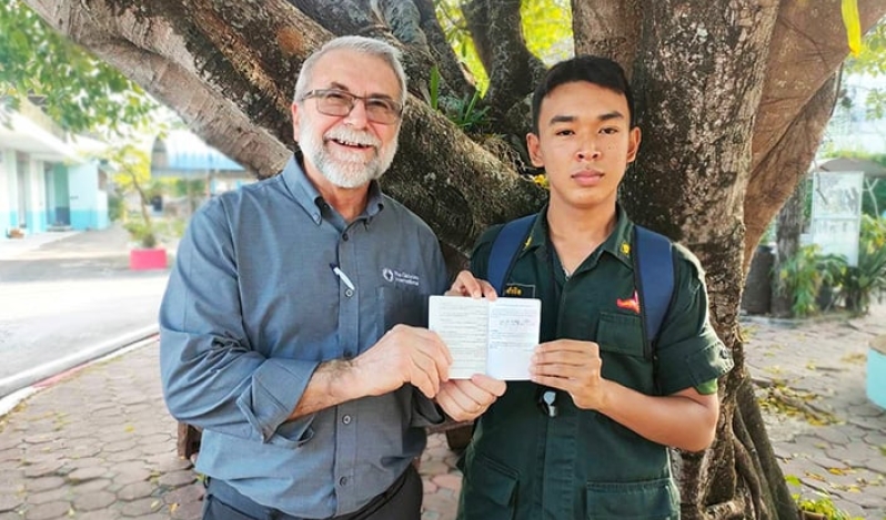 Autorizan distribución del Nuevo Testamento en escuelas municipales de Curitiba, Brasil
