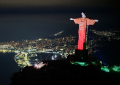 YouVersion celebra 1.000 millones de descargas con histórico evento de adoración global