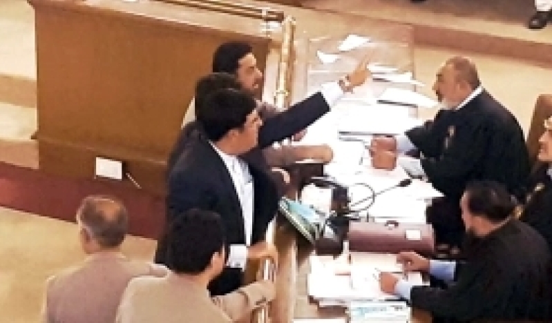 Asamblea de baluchistán aprueba ley que prohíbe el matrimonio infantil a menores de 18 años en Pakistán