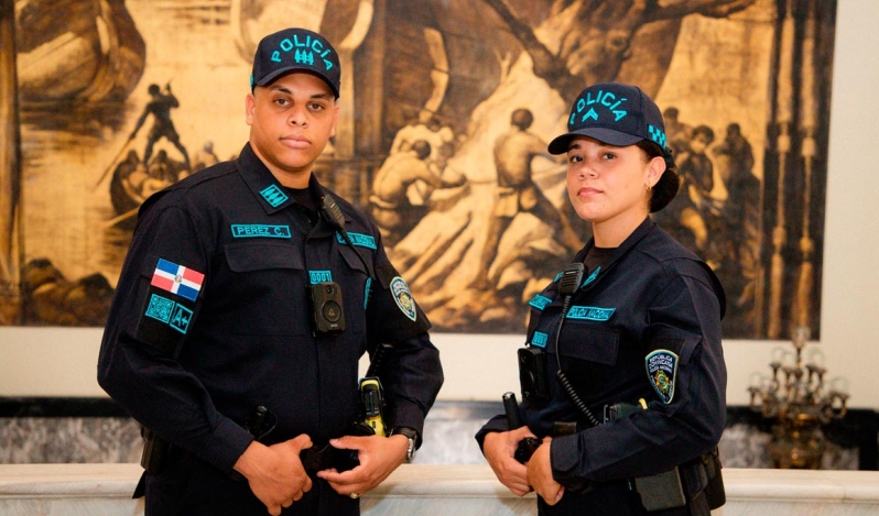 Rep. Dominicana: Líderes evangélicos rechazan relaciones homosexuales en la Policía y las Fuerzas Armadas