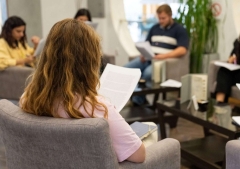 Puertas Abiertas reúne a jóvenes cristianos perseguidos con jóvenes creyentes de Occidente