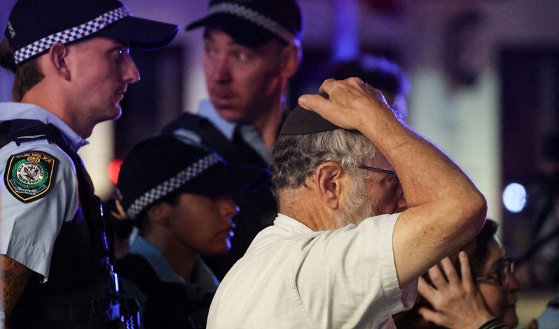 Ataque antisemita en Australia deja 16 muertos, clamor por oración