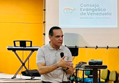 Iglesias de Venezuela llaman a la oración, la calma y la esperanza ante la situación del país