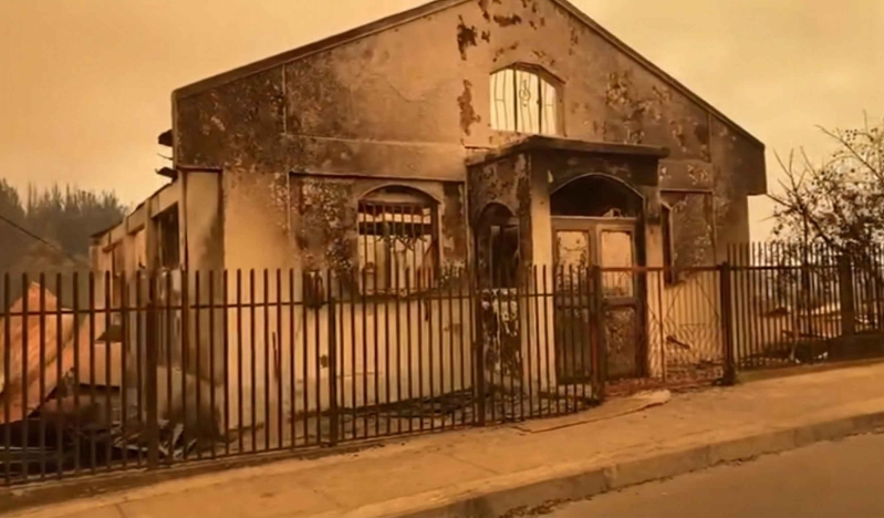 Iglesias evangélicas arrasadas por los incendios en Chile