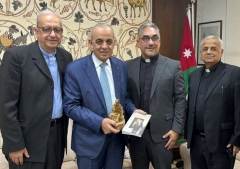 Jordania busca impulsar el peregrinaje cristiano en diálogo con líderes evangélicos mundiales