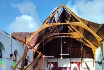 Iglesias de Jamaica solicitan fondos gubernamentales para reparaciones tras la devastación del huracán Melissa