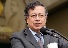 Jesús es el Cristo. Usted no, Gustavo Petro