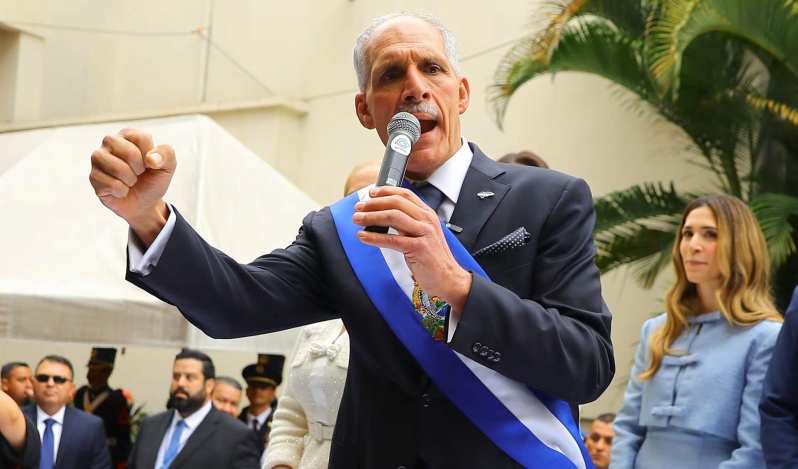 Asfura inicia su mandato en Honduras con gestos de fe y respaldo de sectores evangélicos