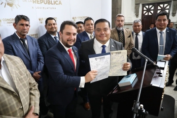 Evangélicos se pronuncian por el Día de la Biblia en Guatemala